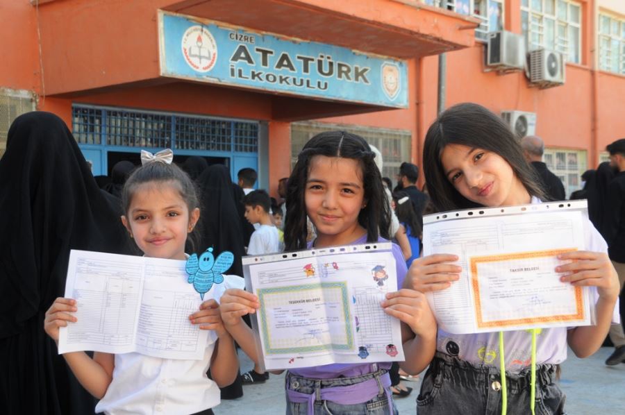 Cizre’de 46 Bin 842 Öğrenci Karne Heyecanı Yaşadı