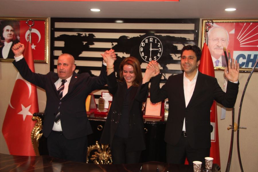 CHP İNGİLTERE BİRLİĞİ İLE CHP ŞIRNAK İL BAŞKANLIĞI “KARDEŞ BİRLİKLER-TOPLUMSAL SÖZLEŞME’ İMZALADI 
