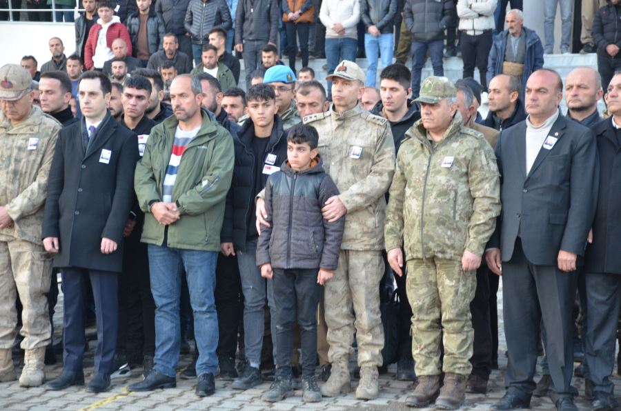 ŞEHİDİN KANI YERDE KALMADI AİLE GÜVENLİK GÜÇLERİNE TEŞEKKÜR ETTİ