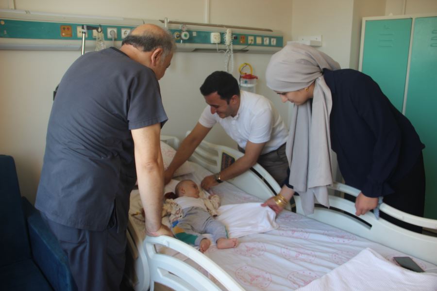 BOĞAZINA ÇENGELLİ İĞNE KAÇAN BEBEK ŞANLIURFA