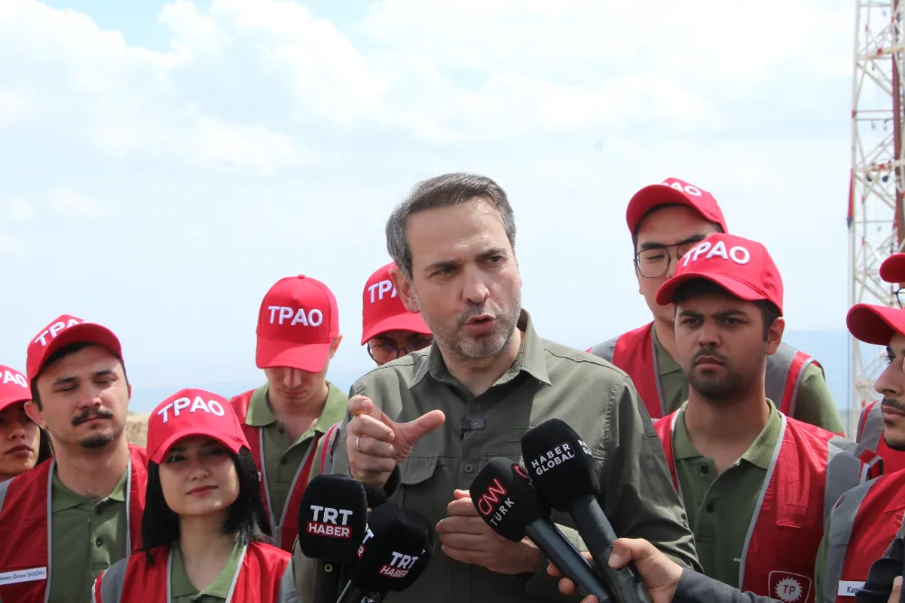 BAKAN ALBAYRAK: 