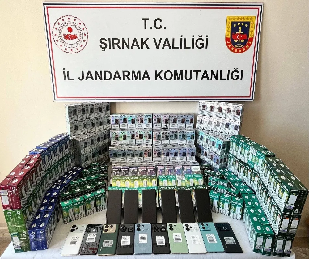 ŞIRNAK’TA JANDARMA EKİPLERİ KAÇAKÇILARA GÖZ AÇTIRMADI: 24 GÖZALTI