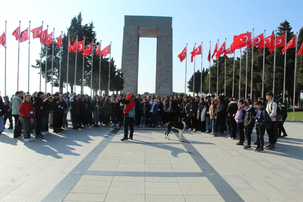 ŞIRNAKLI ÖĞRENCİLERDEN ÇANAKKALE